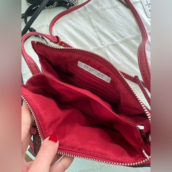 Red bag - Picture 6 of 6